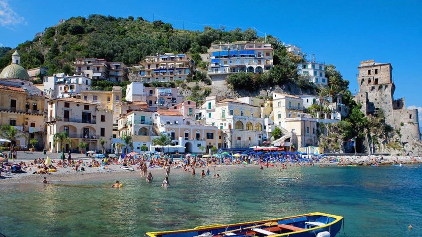 The pearls of the coast. Amalfi and Cetara