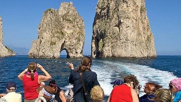 CAPRI BOAT TOUR FROM NAPLES