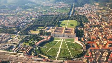 CASERTA FULL  DAY (8 HOURS) BY CAR 1/3 PAX