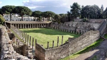 POMPEII AMALFI FULL  DAY (8 HOURS) BY CAR 1/3 PAX