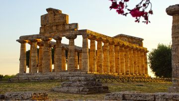 SALERNO & PAESTUM  DAY (8 HOURS) BY CAR 1/3 PAX