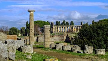 SALERNO & PAESTUM  DAY (8 HOURS) BY CAR 1/3 PAX