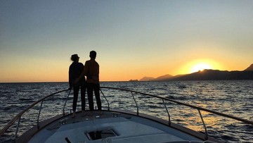 SORRENTO COAST BOAT TOUR AT SUNSET FROM SORRENTO